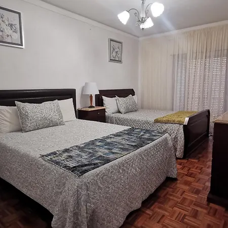 Ricky House Big Waves Lejlighed Nazaré